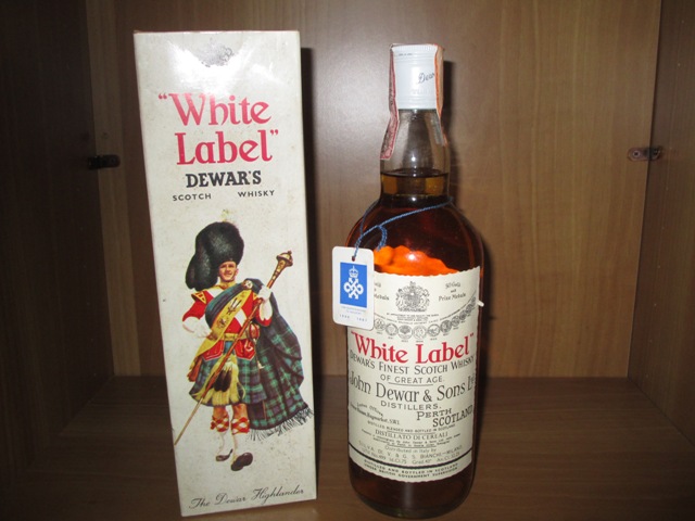 White Label Dewar's old bottle